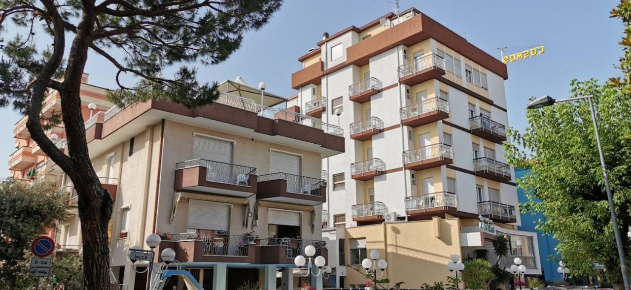 Hotel Cosmos Ρίμινι Εξωτερικό φωτογραφία