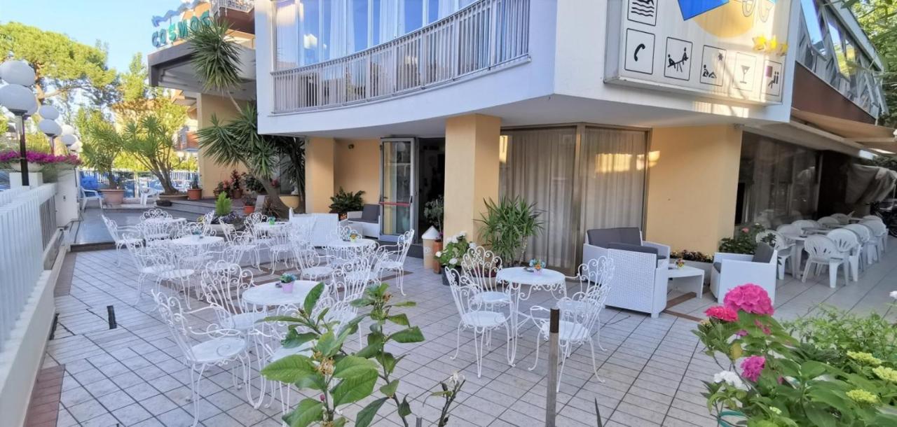 Hotel Cosmos Ρίμινι Εξωτερικό φωτογραφία