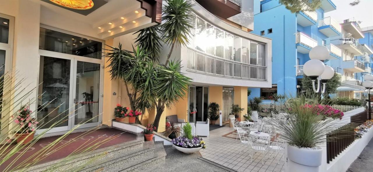 Hotel Cosmos Ρίμινι Εξωτερικό φωτογραφία